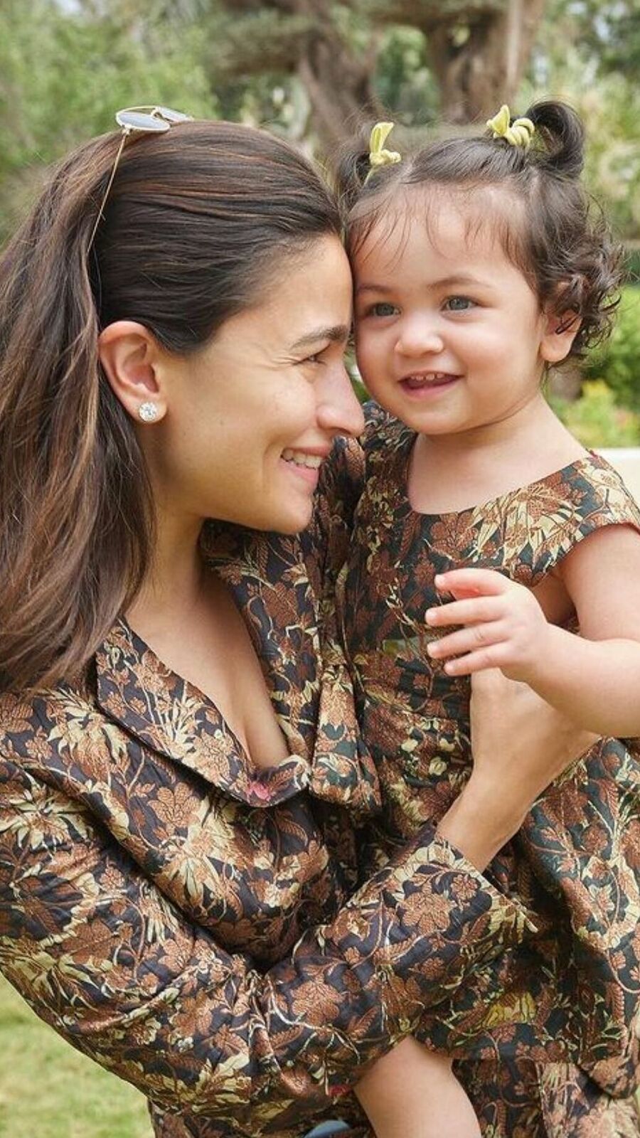 রাহা কেমন আনন্দ করেছে জামনগরে, মেয়ের সঙ্গে টুকরো মুহূর্ত ভাগ করে নিলেন আলিয়া