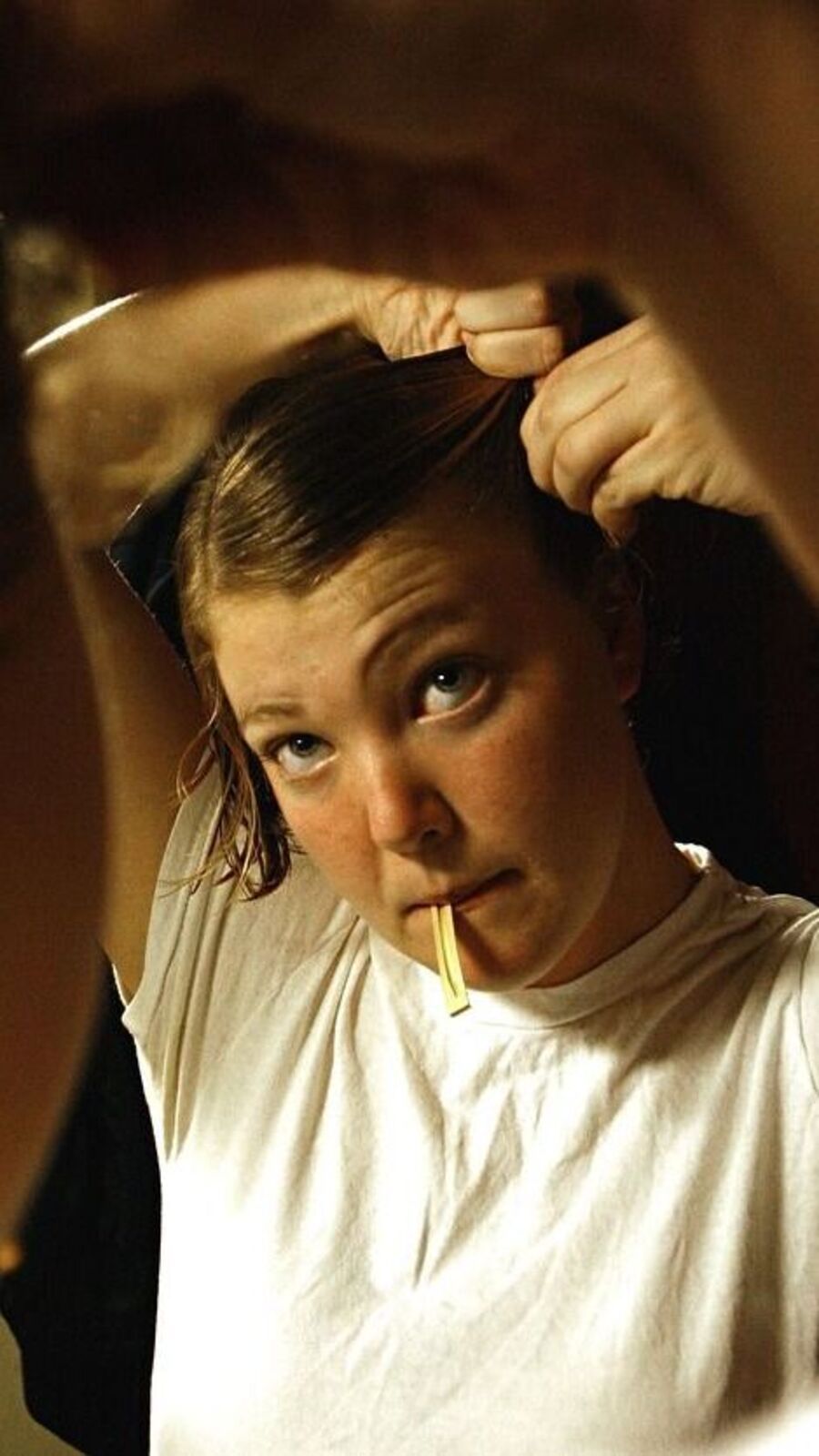 Hair Combing: এইভাবে চুল আঁচড়ান, আরও ঘন ও মজবুত হবে চুল