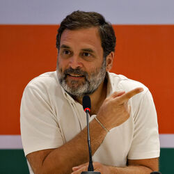 আমেঠিতে লড়বেন? সওয়াল শুনেই রাহুল বললেন, 'BJP-র প্রশ্ন' (REUTERS)