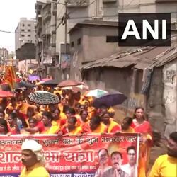 হাওড়ায় গেরুয়া সাজে রামনবমীর মিছিল বের করল তৃণমূল