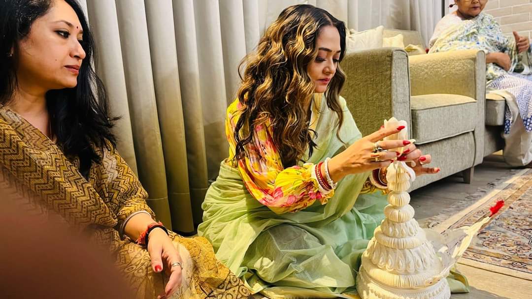 রূপাঞ্জনা এবং রাতুলের বিয়ের সকালের সাজ রূপাঞ্জনা এবং রাতুলের বিয়ের সকালের সাজ