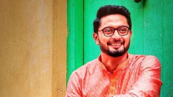 টুম্পা অটোওয়ালির পর সায়নের কামব্যাক টুম্পা অটোওয়ালির পর সায়নের কামব্যাক