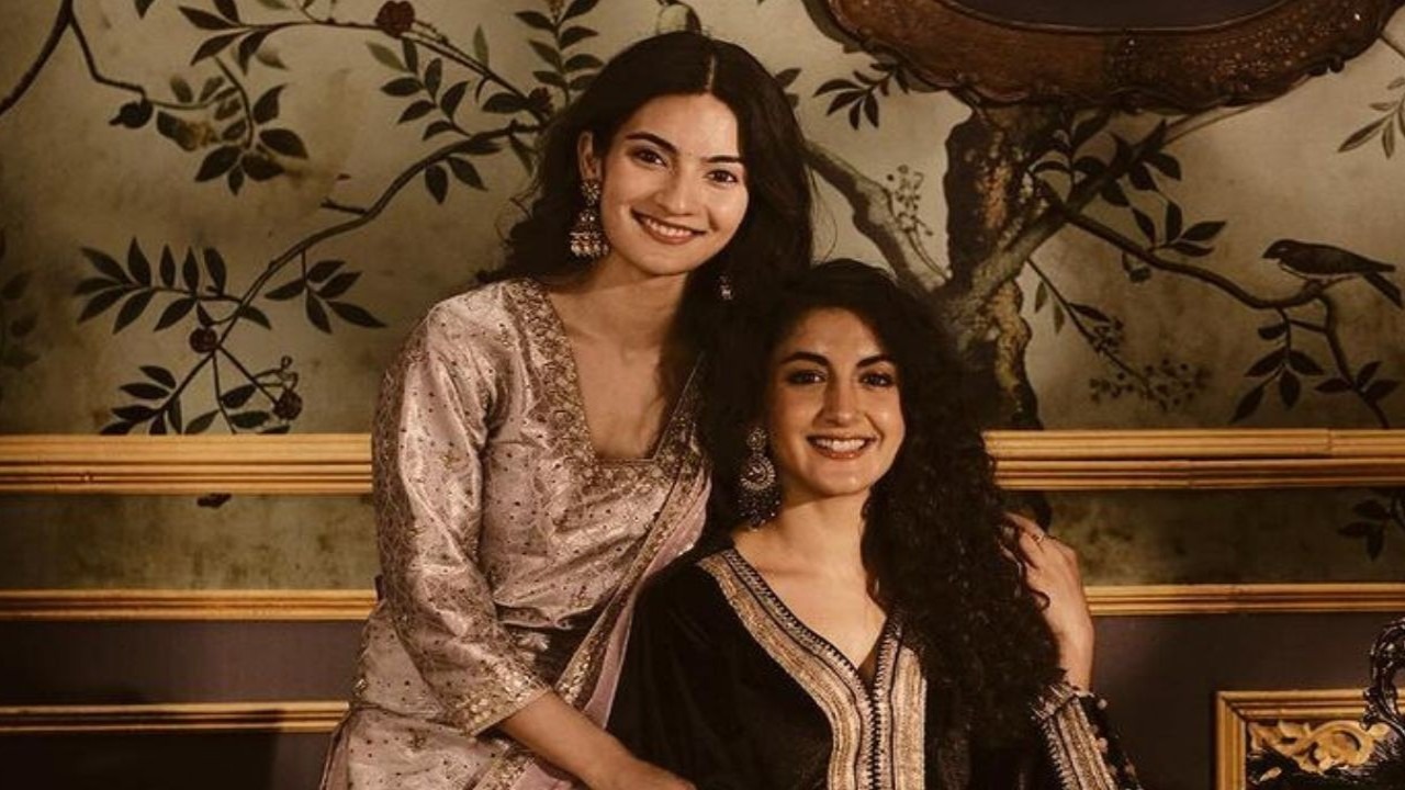 প্রতিভা রন্তা ও আভা রন্টা প্রতিভা রন্তা ও আভা রন্টা