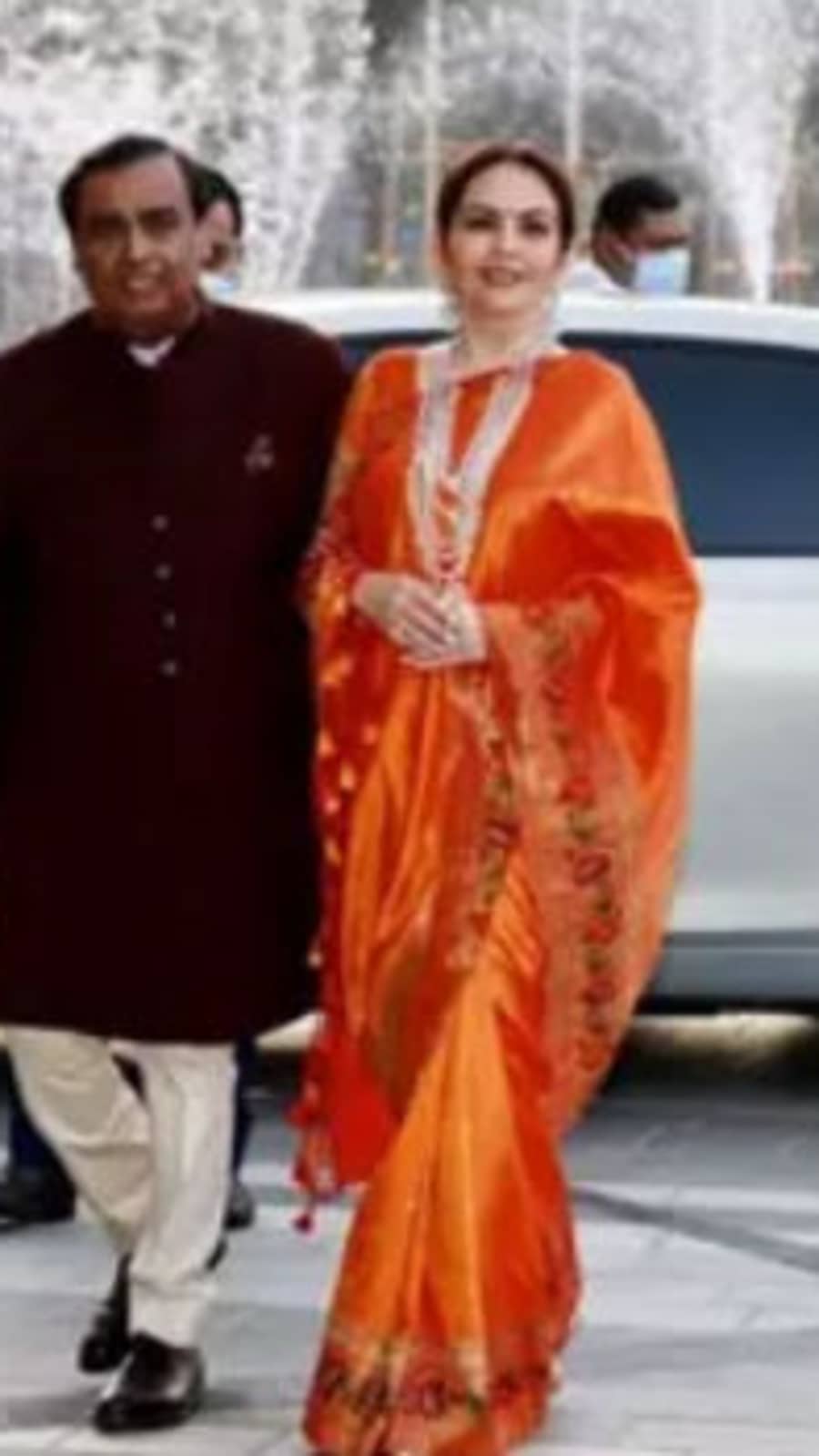 ছোট বৌমার জন্য ৬৪০ কোটির বাড়ি! দেখুন আম্বানিদের চোখ ধাঁধাঁনো সেই ভিলার অন্দরমহল