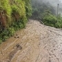 ভারী বৃষ্টিপাতের জেরে উত্তর সিকিমে ধস নেমেছে।