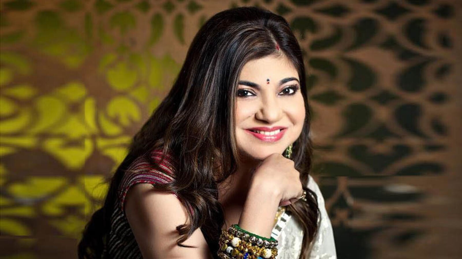 Voyeur porno video 4 Yalangoch gitara figurasi