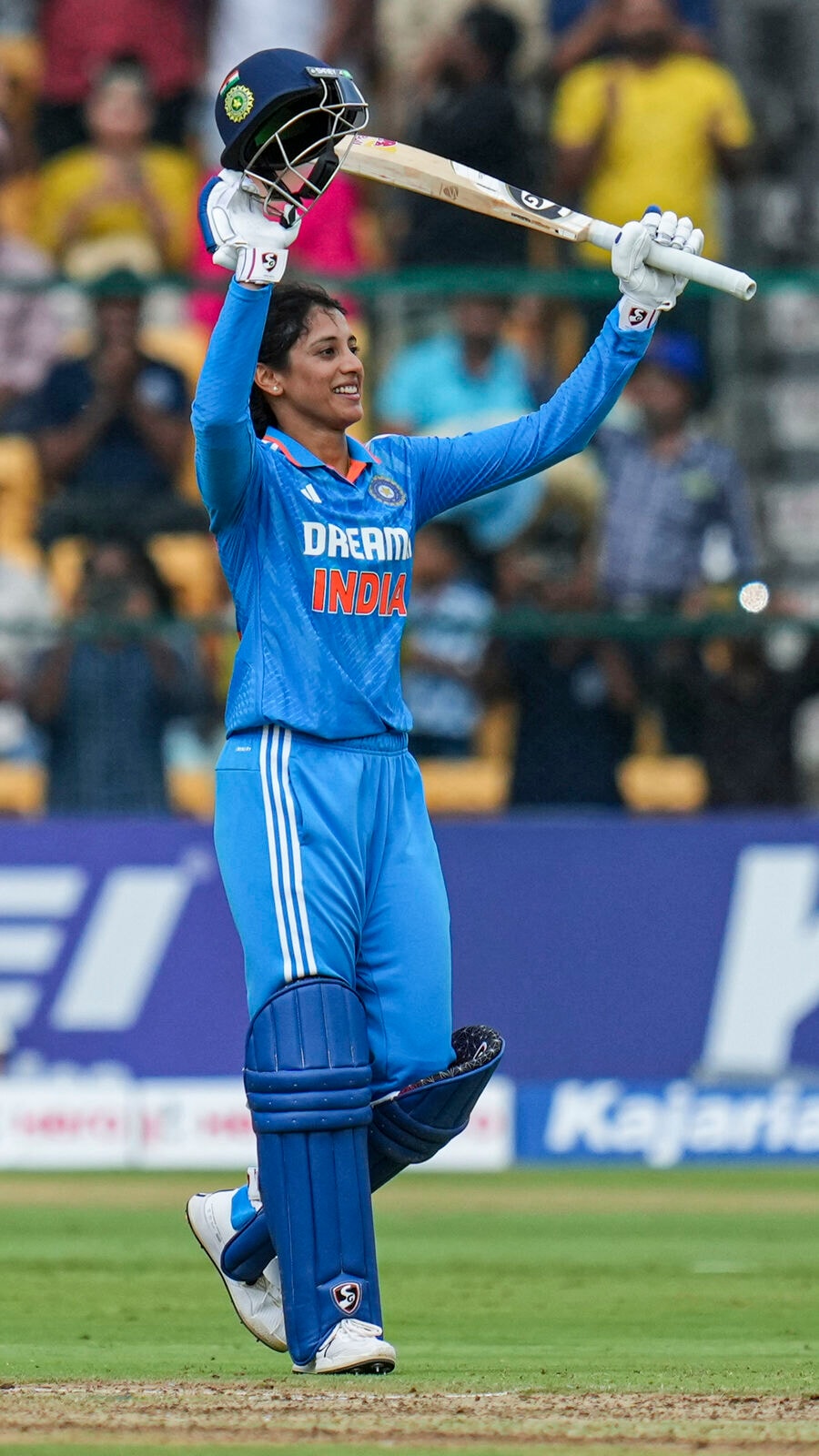 WODI-তে ভারতের হয়ে সব থেকে বেশি সেঞ্চুরি, মিতালি রাজের রেকর্ড ছুঁলেন মন্ধনা