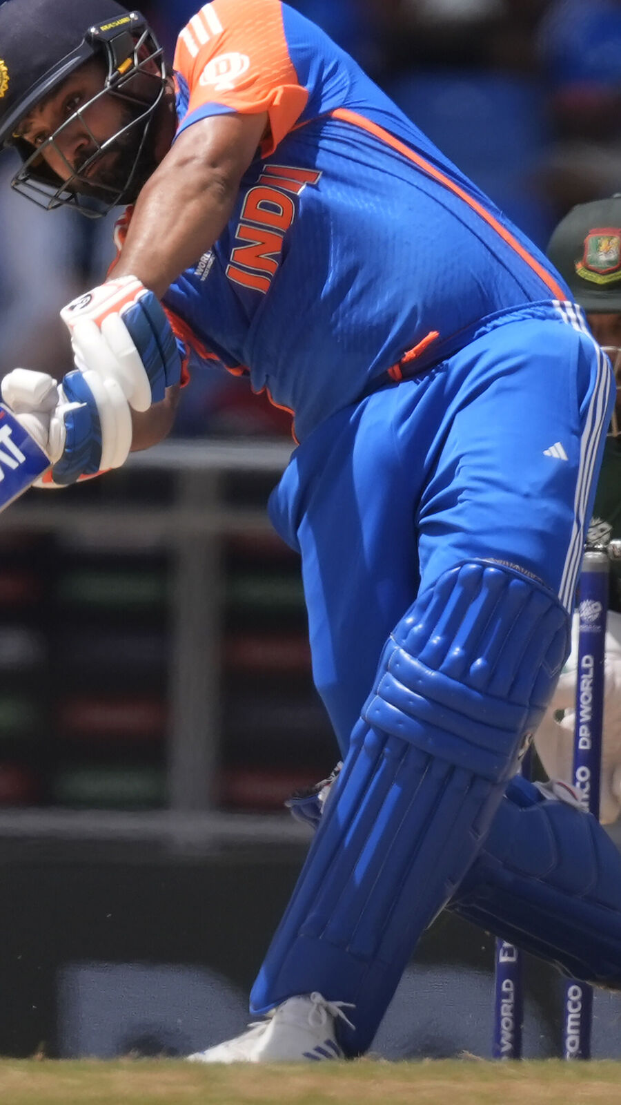 আন্তর্জাতিক ক্রিকেটে ১৭ বছর পূরণ করলেন রোহিত শর্মা, একঝলকে তাঁর পরিসংখ্যান...