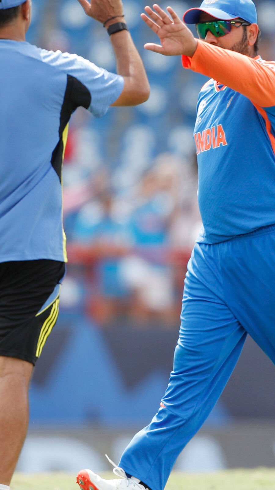 এবারের টি২০ বিশ্বকাপে ভারতকে সামনে থেকে নেতৃত্ব দিচ্ছেন রোহিত, দেখে নিন কীভাবে?