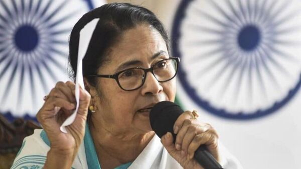 Mamata slams WB Chief Secretary: ‘কমিশনের চাকরিই করতে পারেন’, এবার মমতার রোষের মুখে খোদ মুখ্যসচিব-স্বরাষ্ট্রসচিব