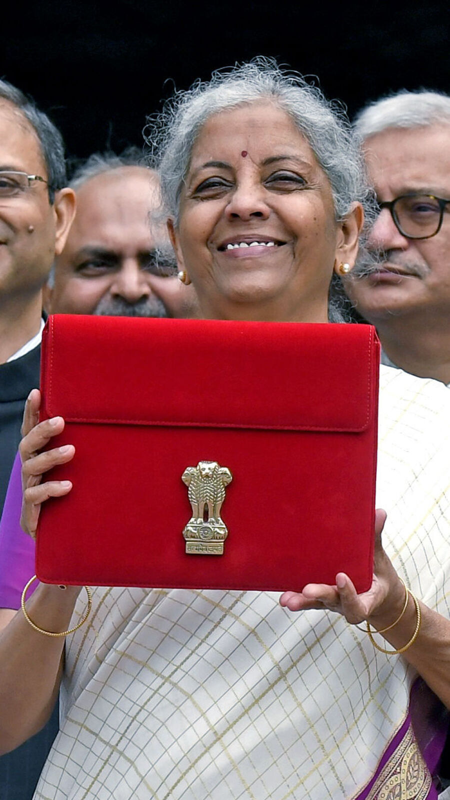 Budget 2024: এবারের বাজেটে ইনকাম ট্যাক্সের কাঠামো কেমন হল